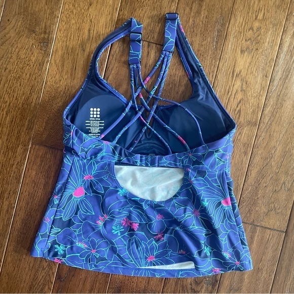 Title Nine Aria Underwire Tankini Top in Sayulita - Picture 6 of 7